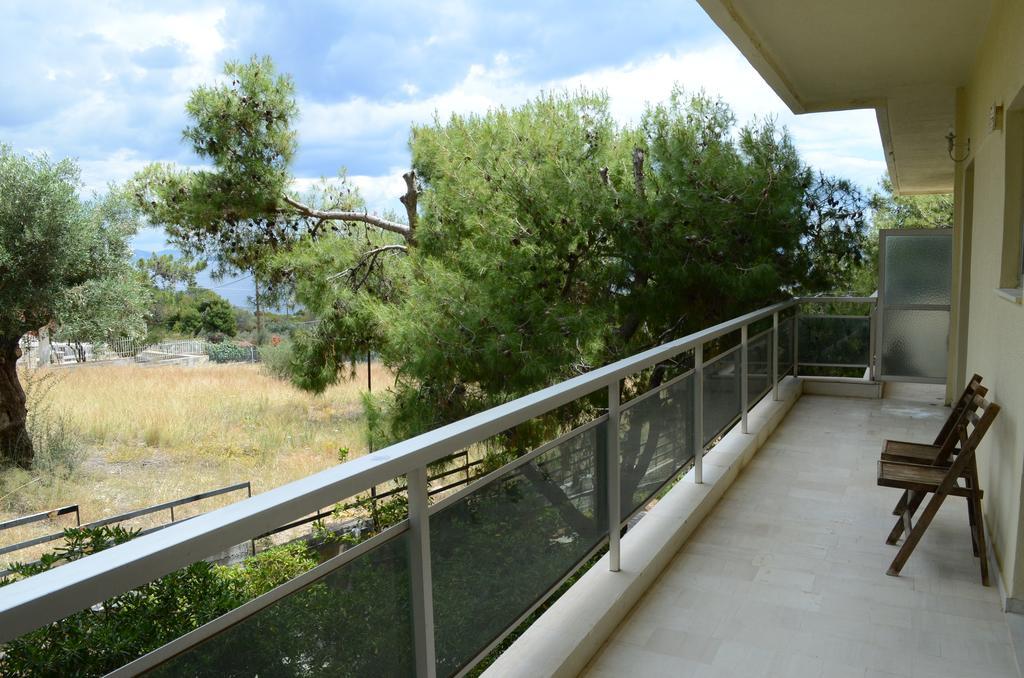 Kineta Apartments Exterior photo